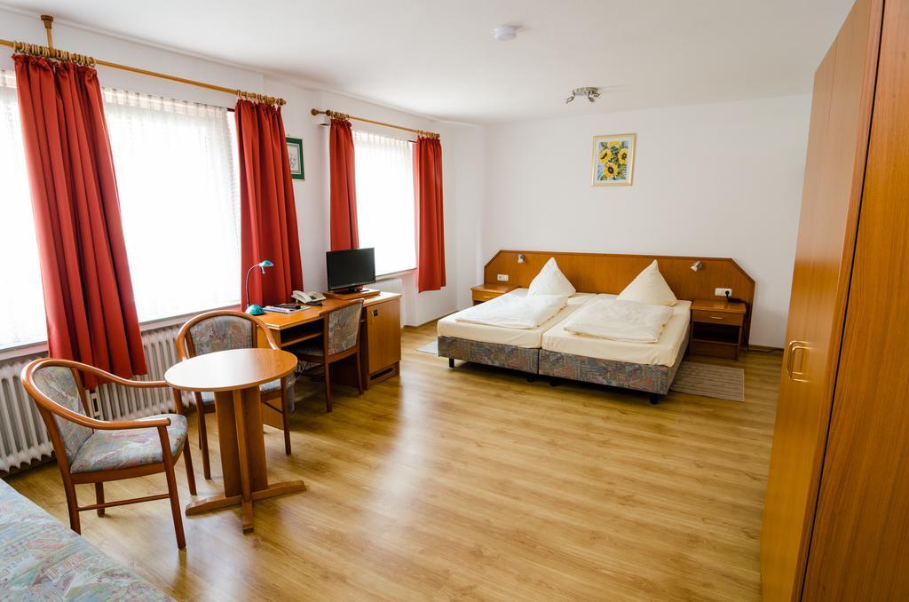 Hotel Altstadthotel Wienecke 2*